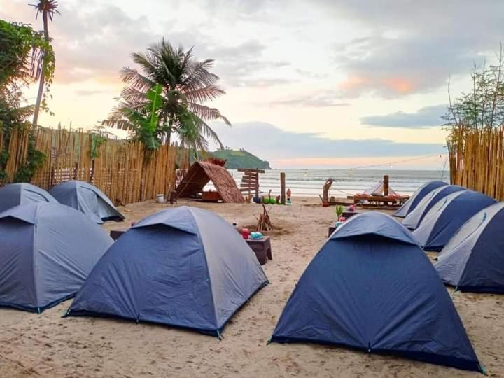 Bucana Kamp Payapa Beachfront El Nido Exterior photo